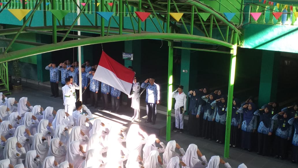 Upacara Milad Muhammadiyah Kabupaten Sma Muh 1 Sma Muhammadiyah 1